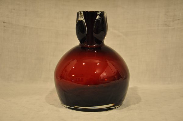 Superbe vase  boule en verre  bordeaux  – Image 3