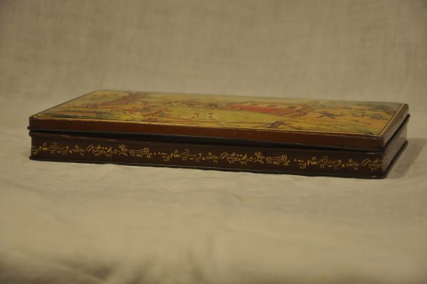 Ancienne boîte de chocolat en tôle Kwatta le Bois d'Haine années 70 – Image 7