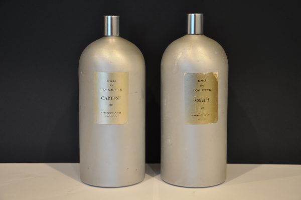 Lot de 2 anciennes bouteilles de parfum Fragonard