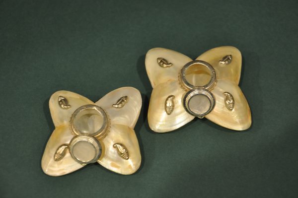 Très belles Boites à priser ou pilules en coquillage  – Image 4
