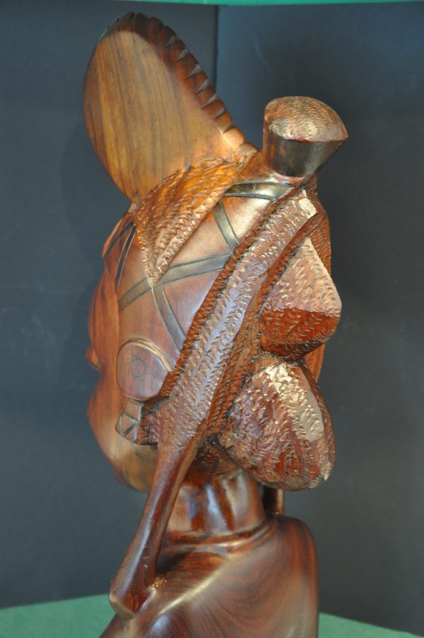 Buste de Femme Sculpté en Ébène de Macassar – Image 3