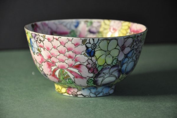 BOL CHINOIS EN PORCELAINE ET EMAUX POLYCHROME – Image 4