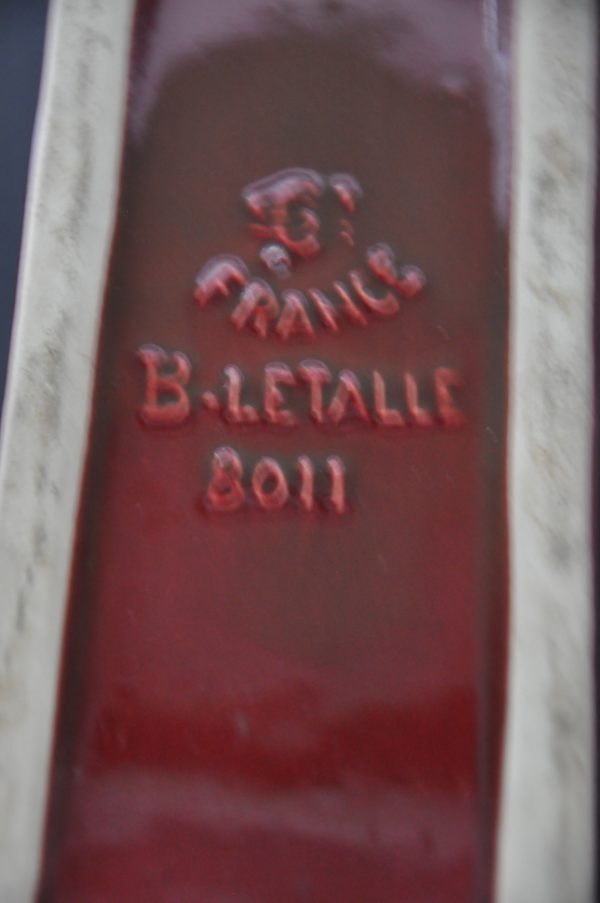 Paire de bougeoirs faïencerie saint clément Signé – Image 8