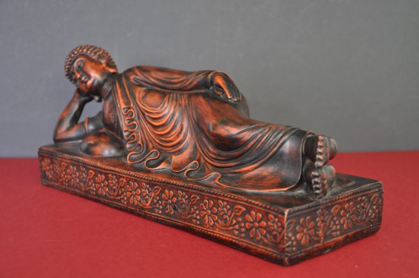 Statue de Bouddha Allongé en Parinirvana en résine – Image 5