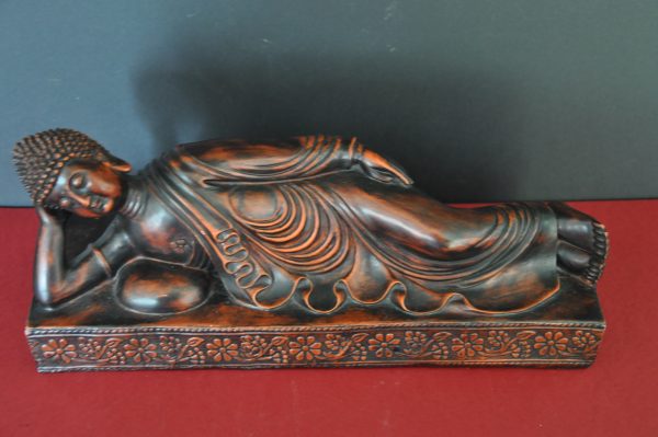 Statue de Bouddha Allongé en Parinirvana en résine – Image 3