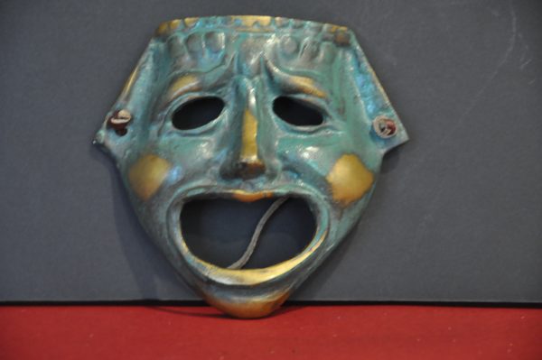 Masque theatrale en bronze Gréce antique