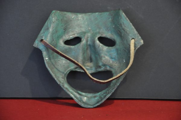 Masque theatrale en bronze Gréce antique – Image 4