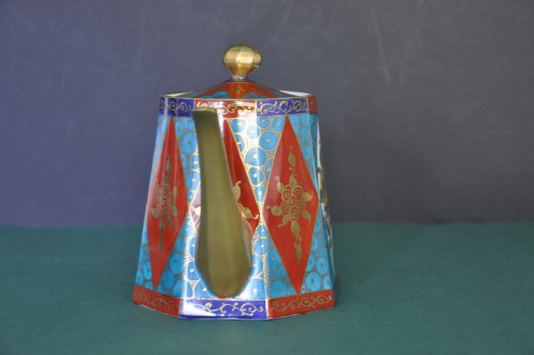 Théière en Porcelaine de Limoges Décor de Fleurs disposés dans des losanges – Image 2