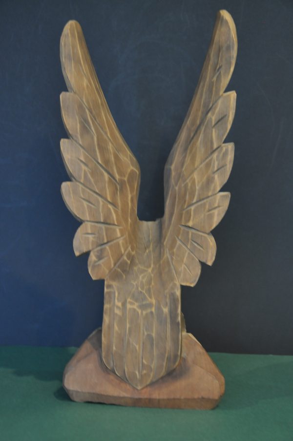 Aigle Ukrainien en bois  Sculpté à la Main – Image 4