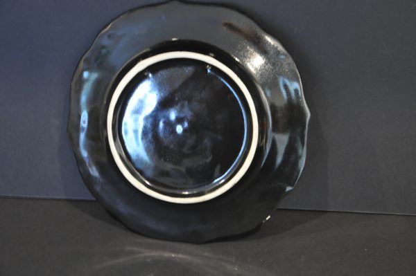 Assiette en trompe oeil vintage en céramique et barbotine vernie (années 70) – Image 6