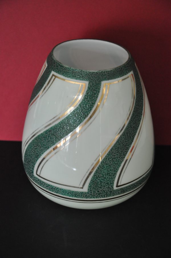 vase en verre soufflé , Art Déco. Décor vert et or – Image 5