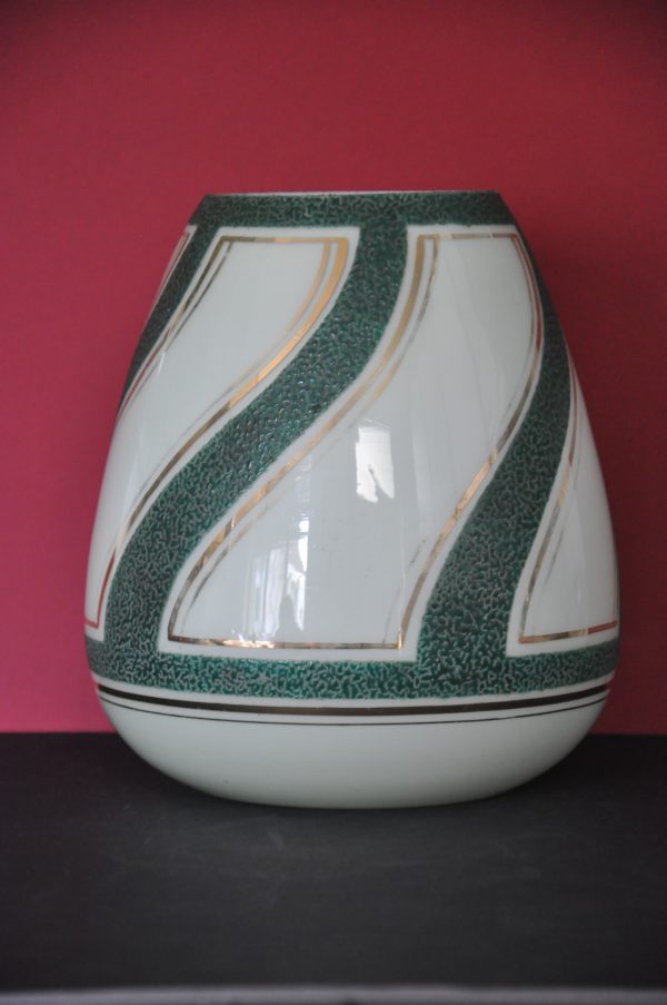 vase en verre soufflé , Art Déco. Décor vert et or – Image 2