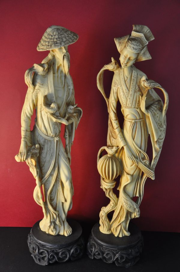 Paire de statues chinoises sculptées en résine - ART ASIATIQUE – Image 8