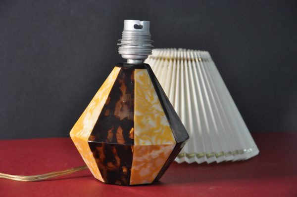 Lampe de table vintage en bakélite – Image 7