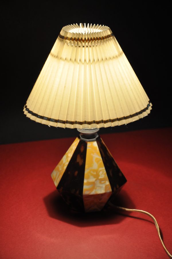 Lampe de table vintage en bakélite – Image 5
