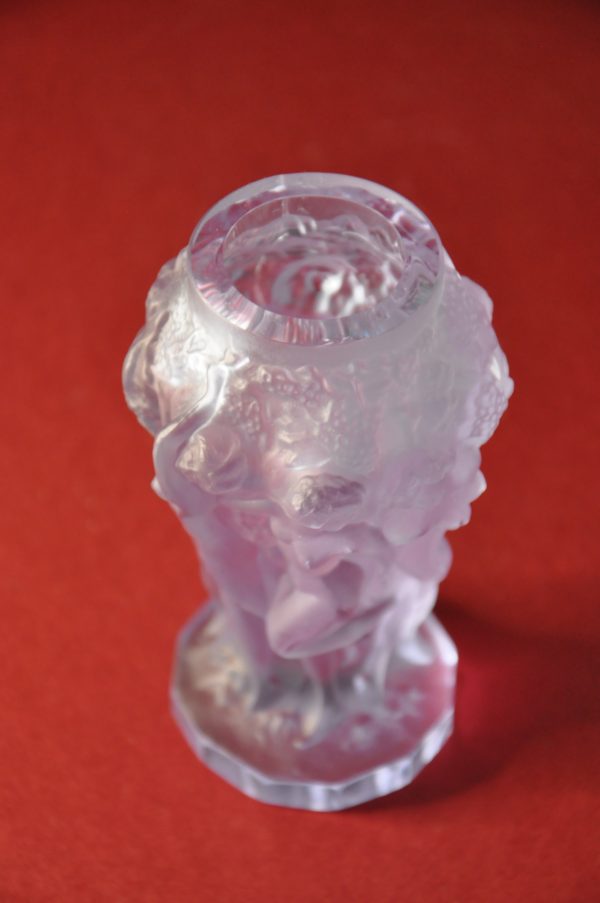 Vase Art Déco en Verre Pressé-Moulé attribue à Heinrich Hoffman – Image 14