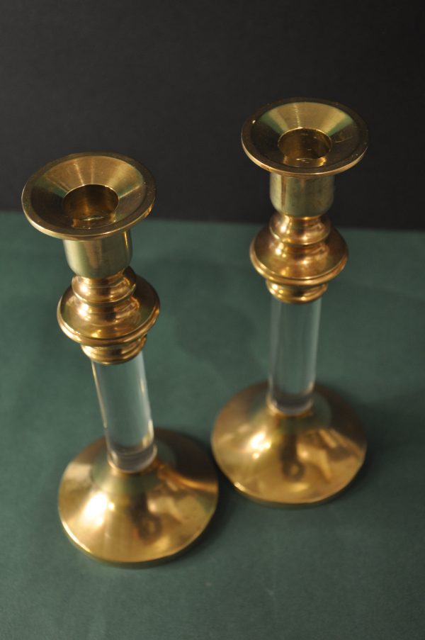 Paire de Bougeoirs Art Déco en Laiton et Lucite (Fin XIXeme début XXeme ) – Image 4