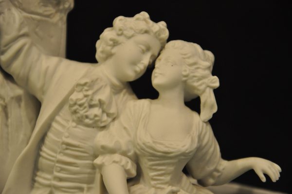 Jardinière et Soliflor en Biscuit Ancien – Image 4