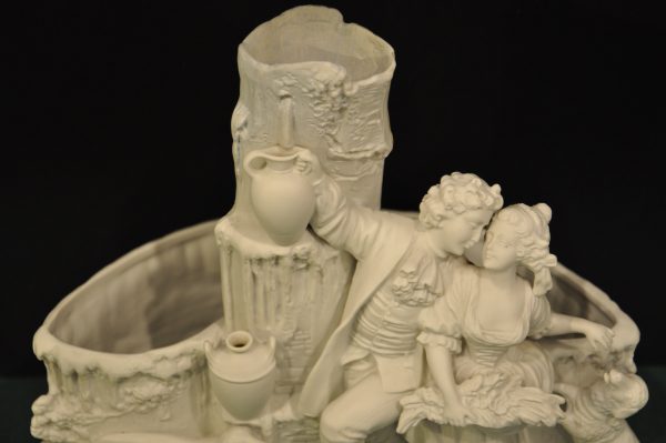 Jardinière et Soliflor en Biscuit Ancien