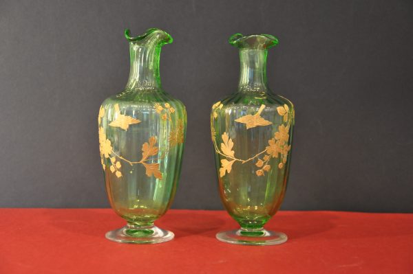 Paire de carafon en Cristal  vert emaillé d'or art nouveau  (Montjoie ? 1839-1916) – Image 12