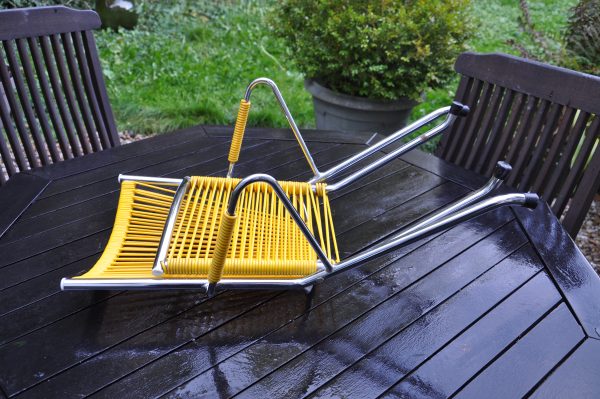 Chaise enfant pliable en scoubidou vintage années 60 – Image 4