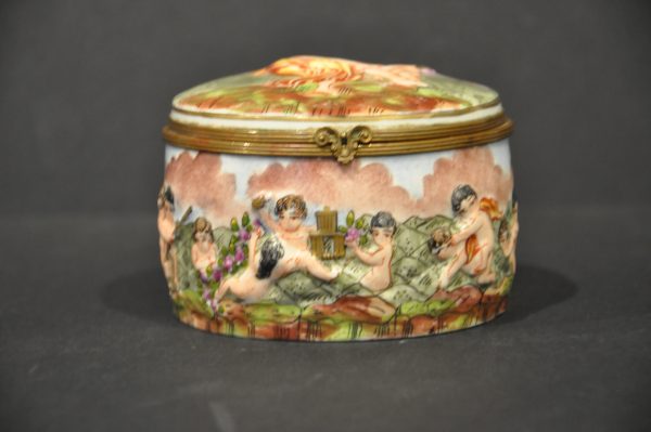 Ancienne Boîte à Bijoux en Porcelaine de Capodimonte XIXème – Image 11