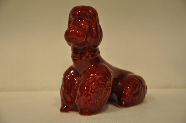 Caniche Royal en Céramique Bordeaux
