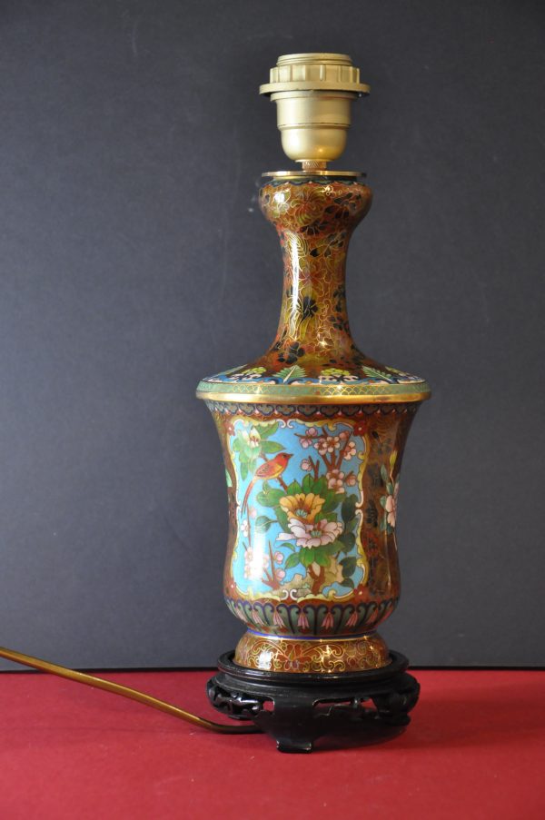pied de lampe chinois en émail cloisonné - Décor floral et oiseaux grues – Image 7