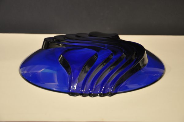 Plat  vintage Luminarc bleu cobalt - Pièce unique des années 70 – Image 3